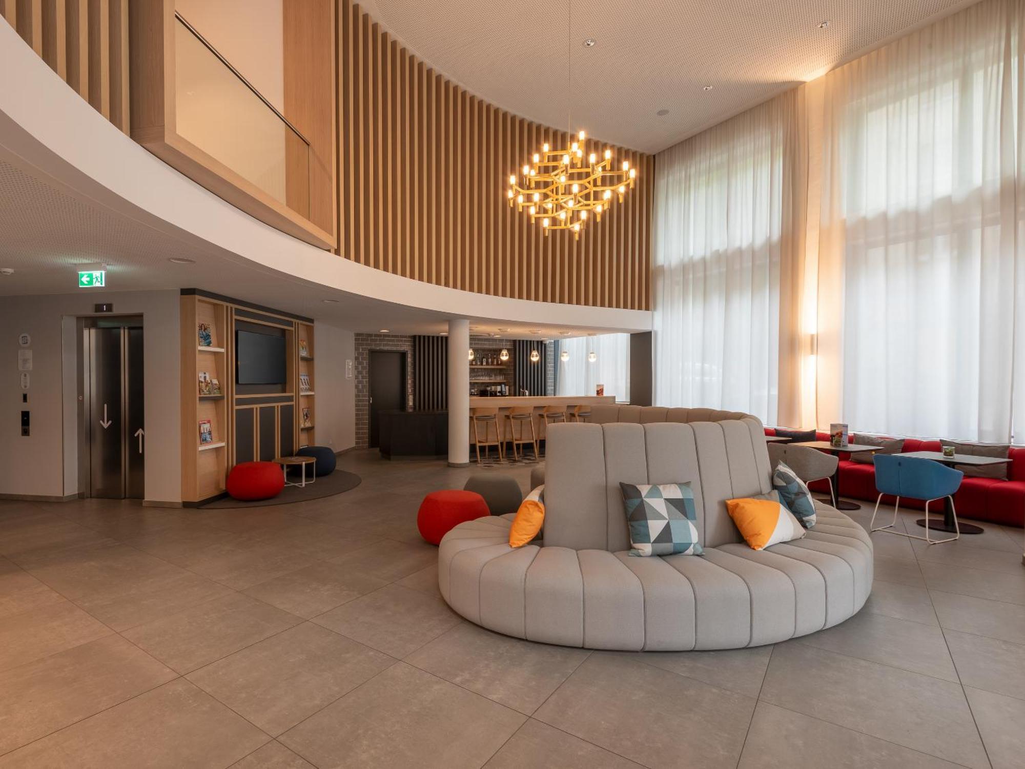 Holiday Inn Express Heilbronn By Ihg Екстер'єр фото