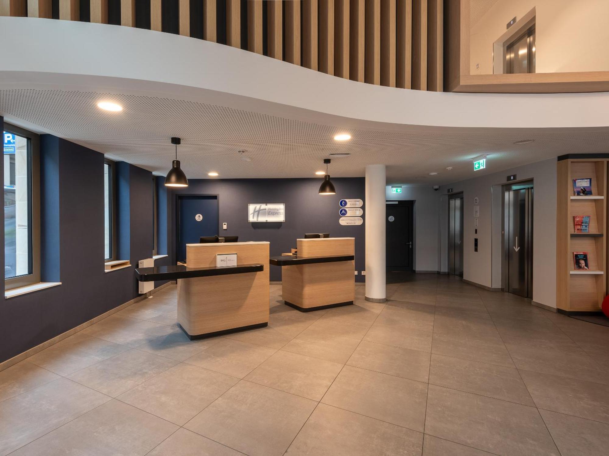 Holiday Inn Express Heilbronn By Ihg Екстер'єр фото