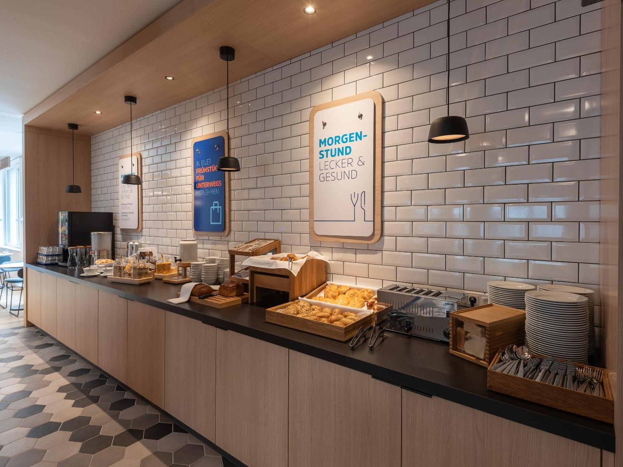 Holiday Inn Express Heilbronn By Ihg Екстер'єр фото
