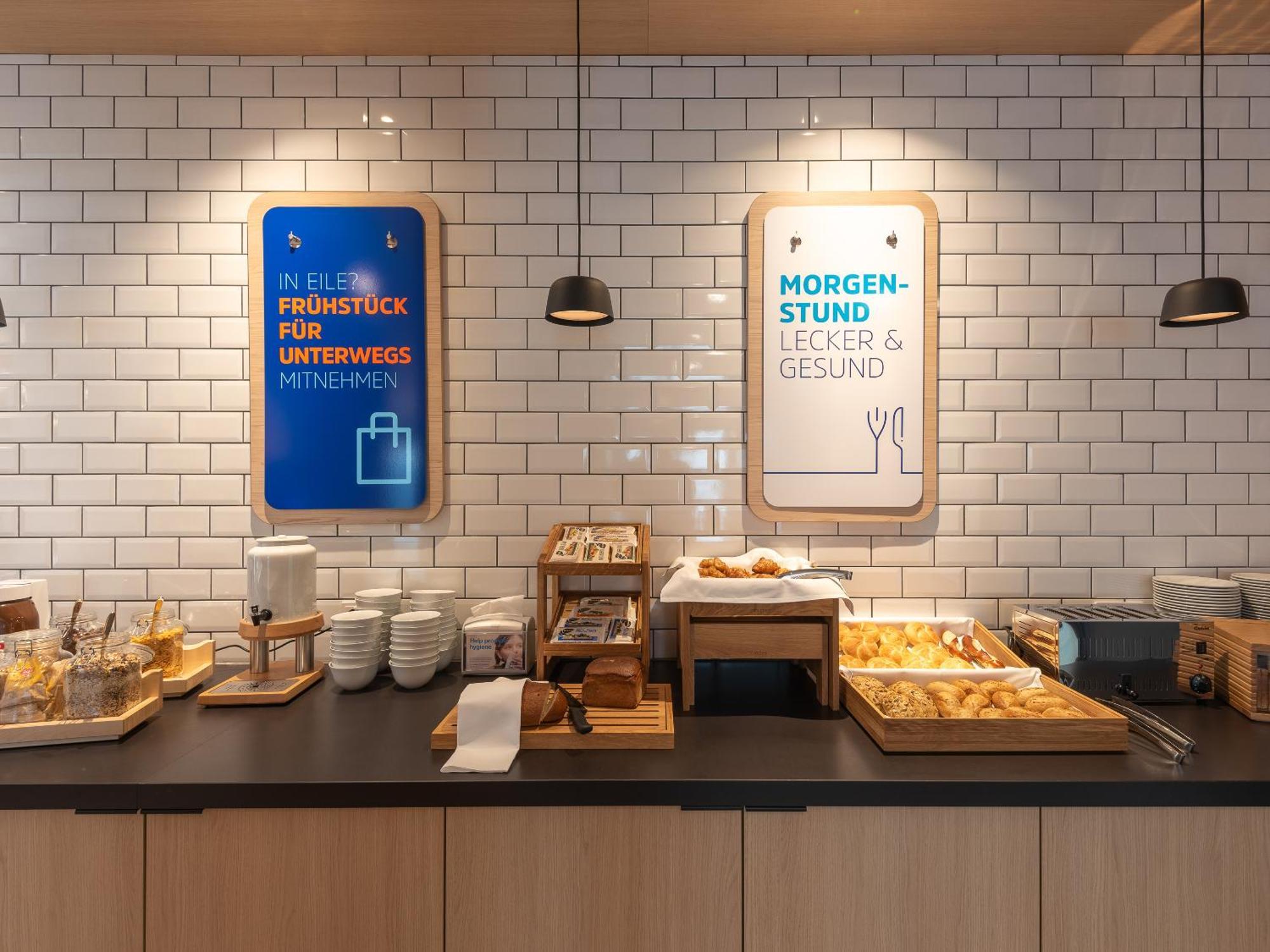 Holiday Inn Express Heilbronn By Ihg Екстер'єр фото