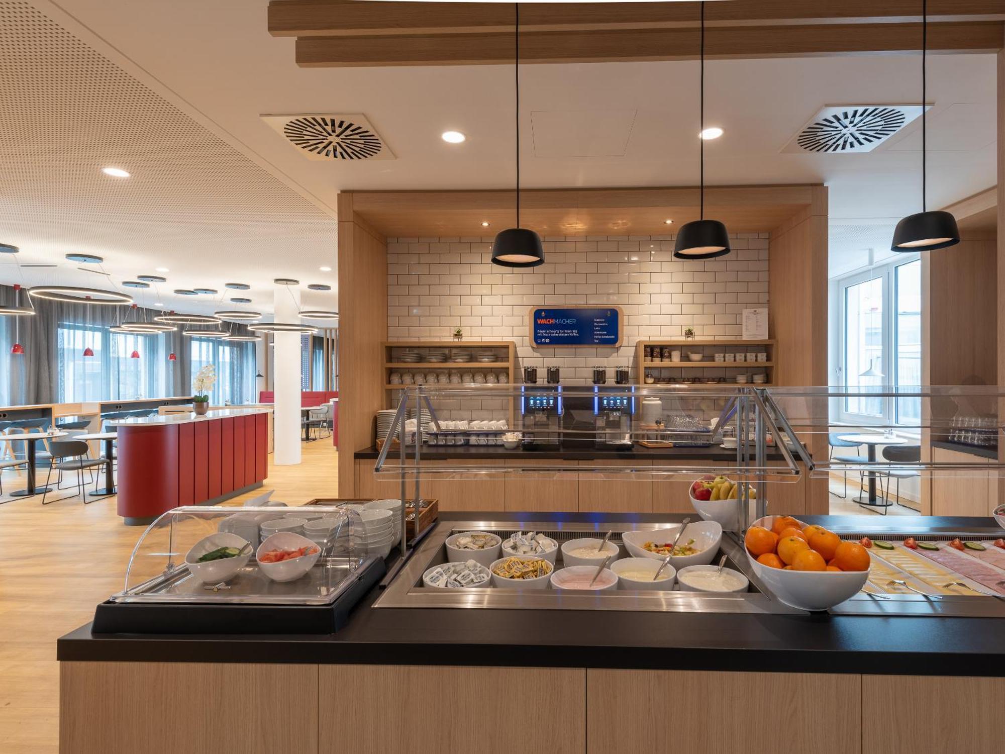 Holiday Inn Express Heilbronn By Ihg Екстер'єр фото